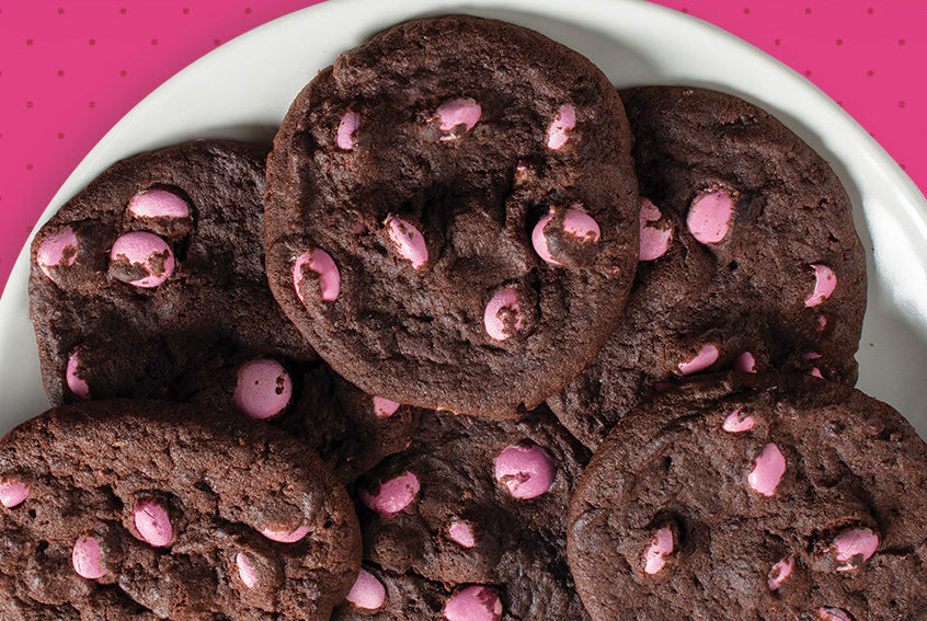 Dbl Choc Cookie W/pink Gems