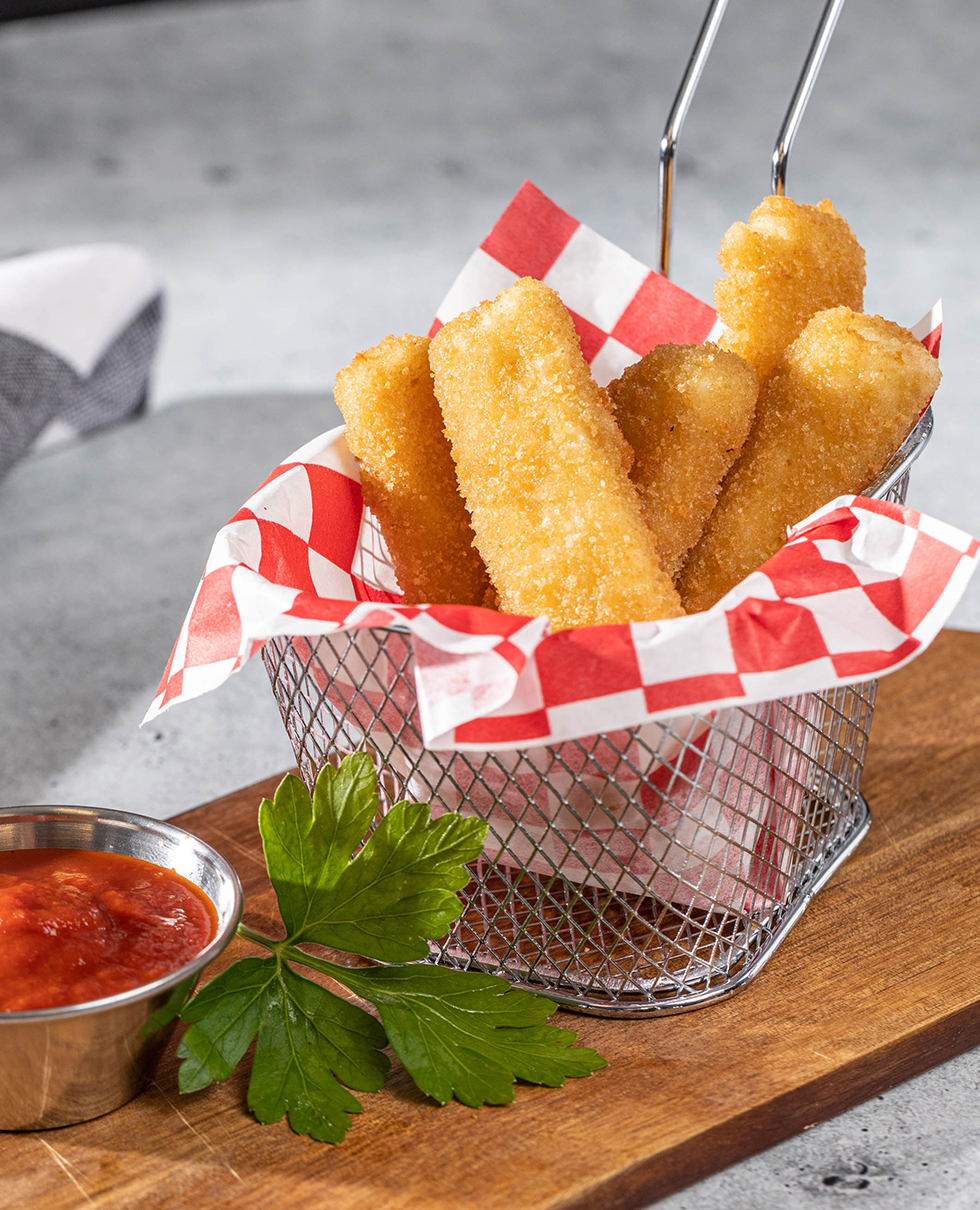Wg O/r Mozzarella Sticks