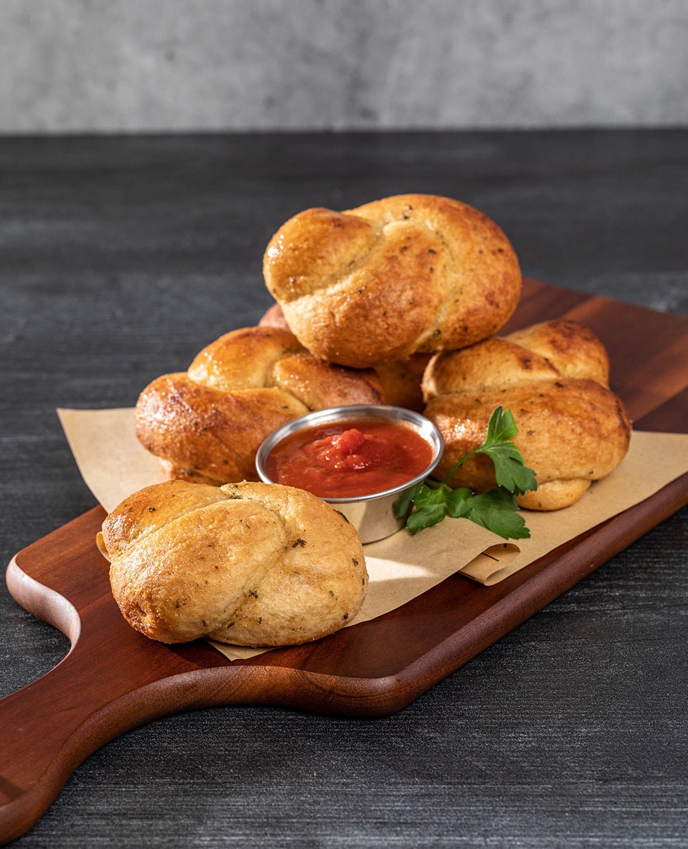 Ny Style Whole Grain Garlic Knots